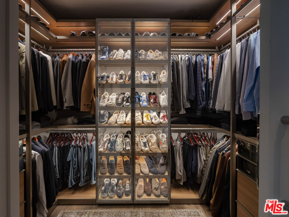 9000 W 3rd Street 103