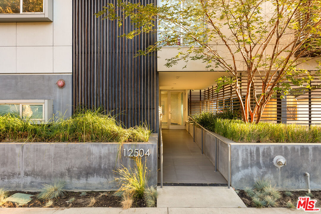 12504 Woodbridge St Unit: 303