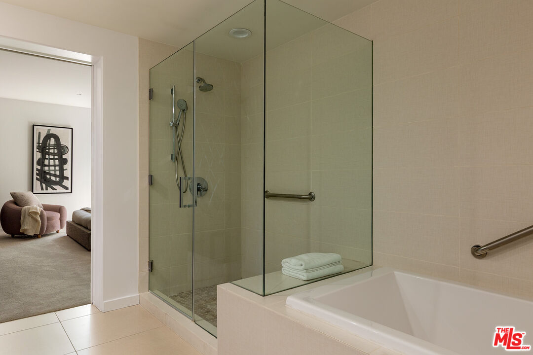 12504 Woodbridge St Unit: 303