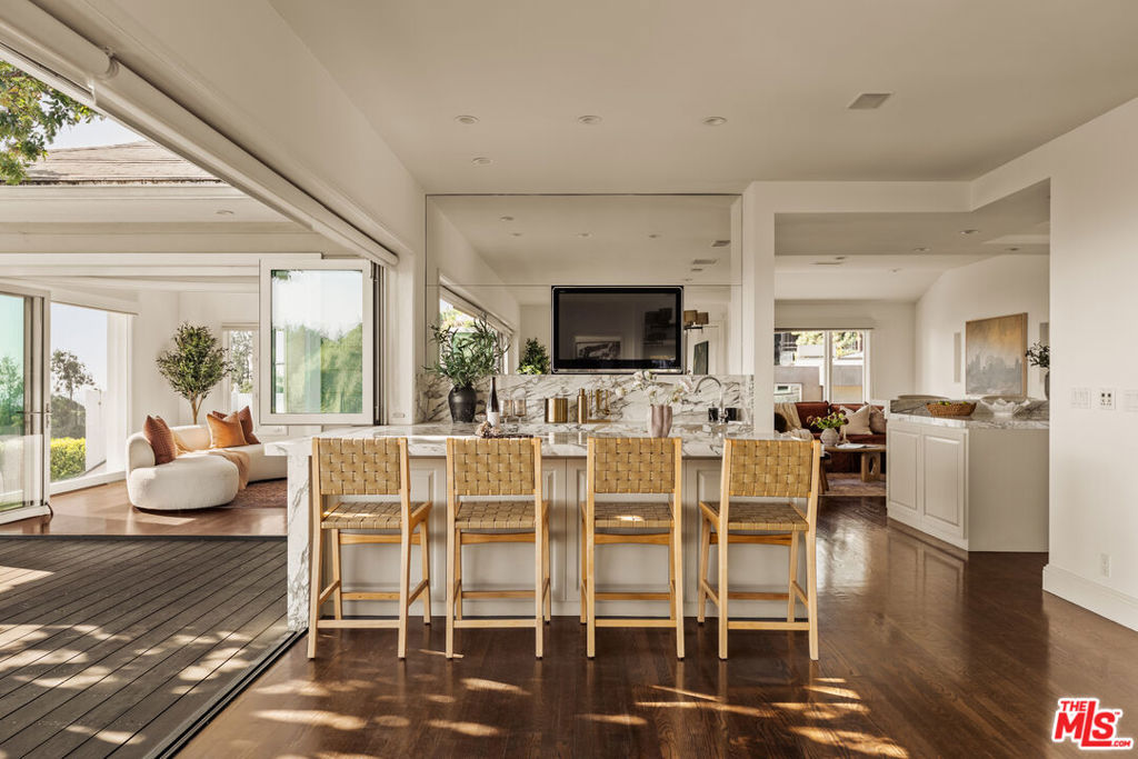 9279 Sierra Mar Drive