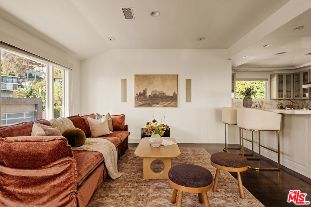 9279 Sierra Mar Drive