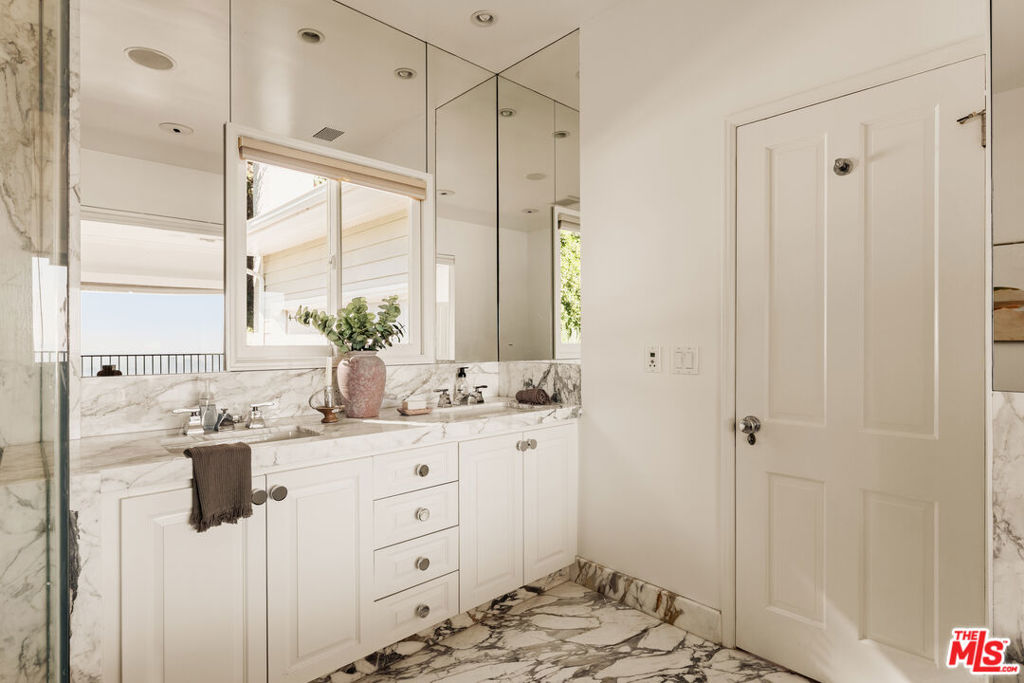 9279 Sierra Mar Drive