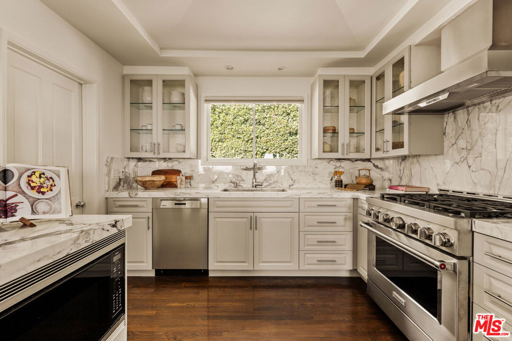 9279 Sierra Mar Drive