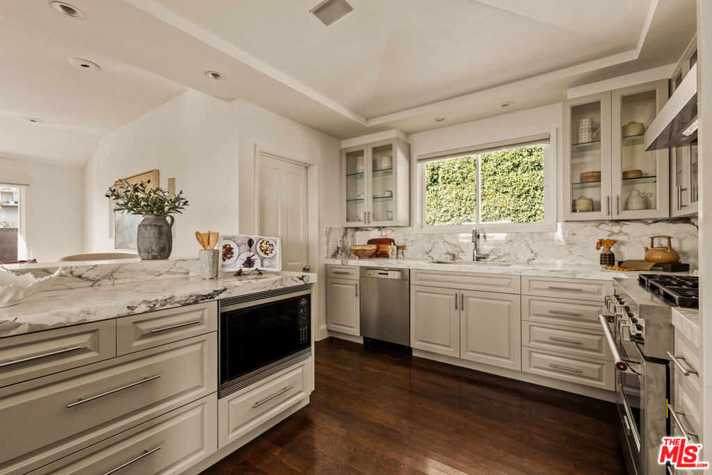 9279 Sierra Mar Drive