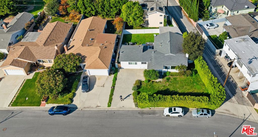 12415 Hammack Street