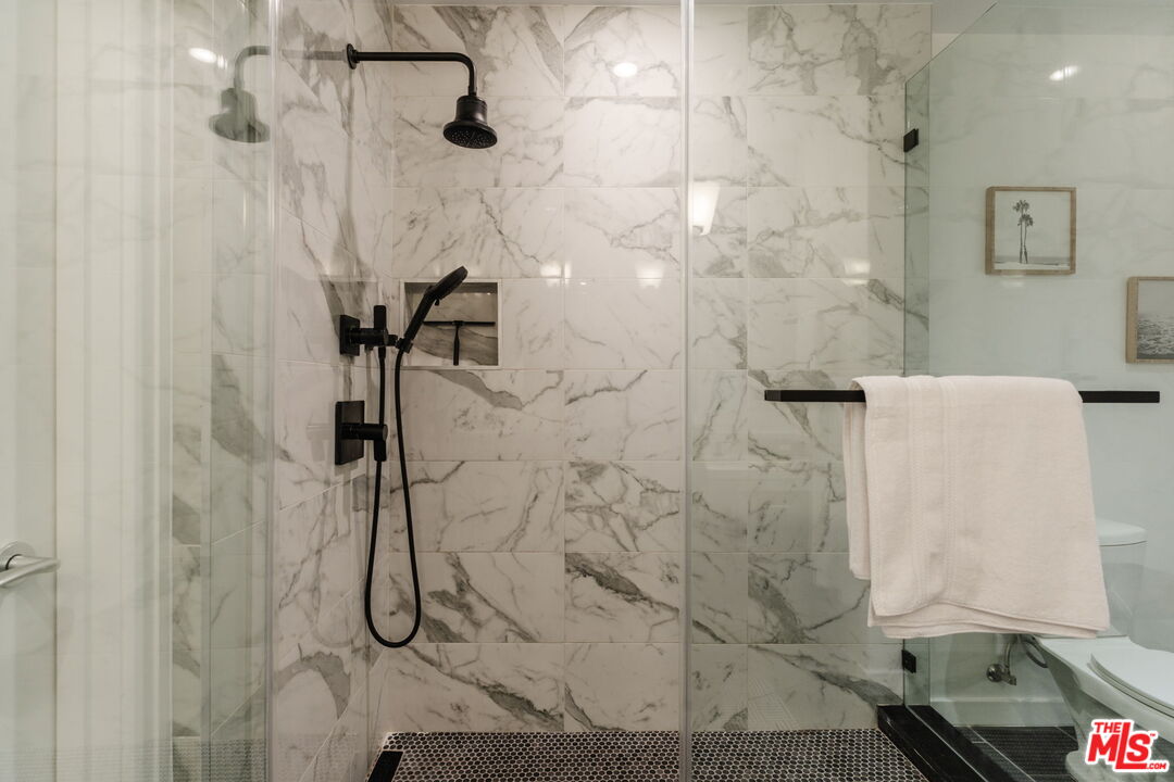 1155 S Grand Ave Unit: 1103