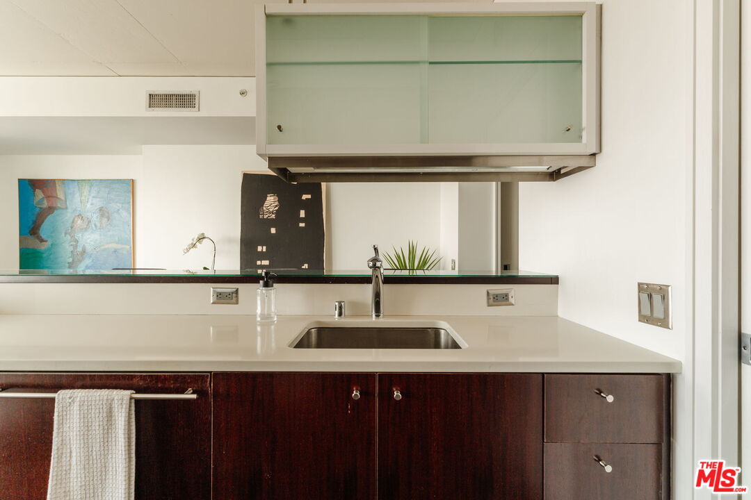 1155 S Grand Ave Unit: 1103