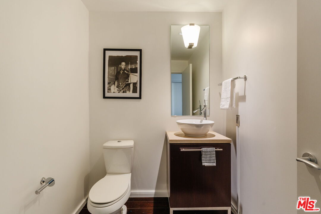 1155 S Grand Ave Unit: 1103