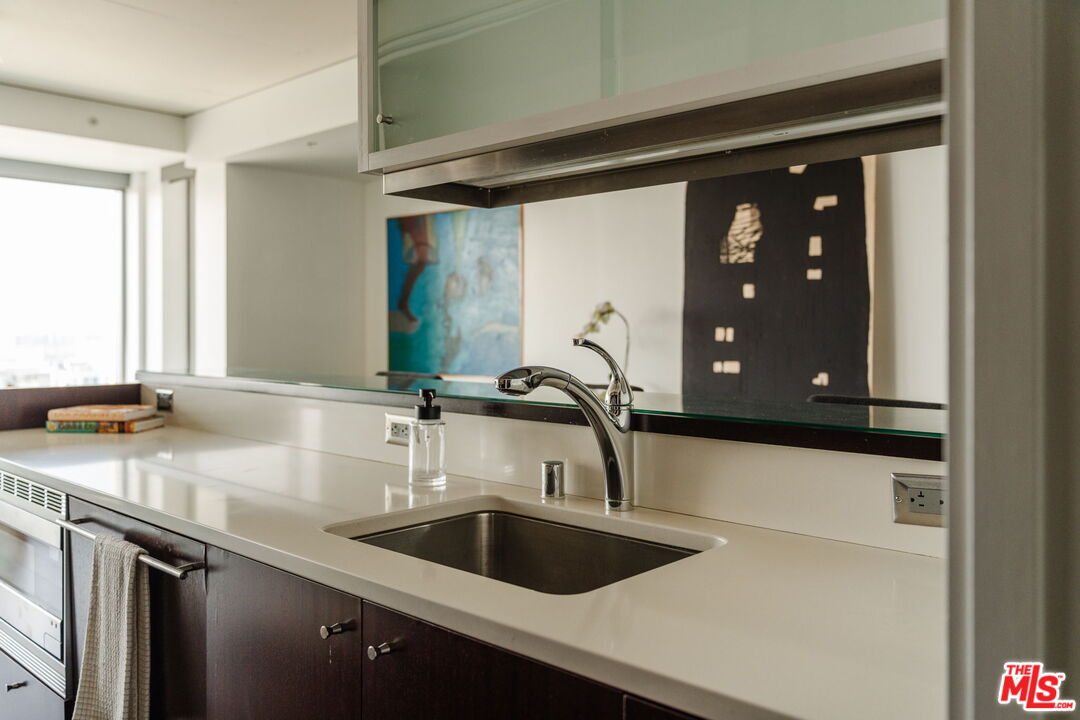 1155 S Grand Ave Unit: 1103