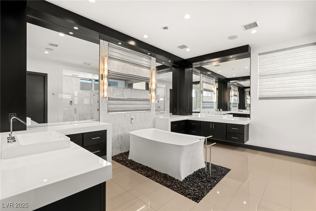 39 Coralwood Drive