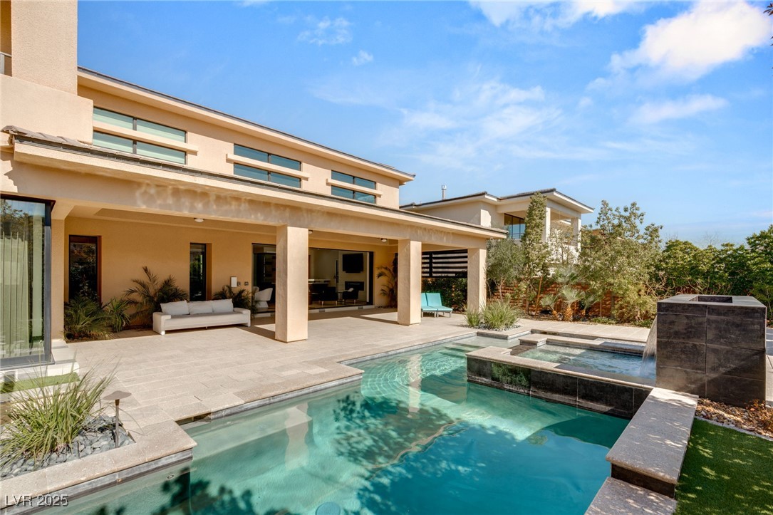 39 Coralwood Drive