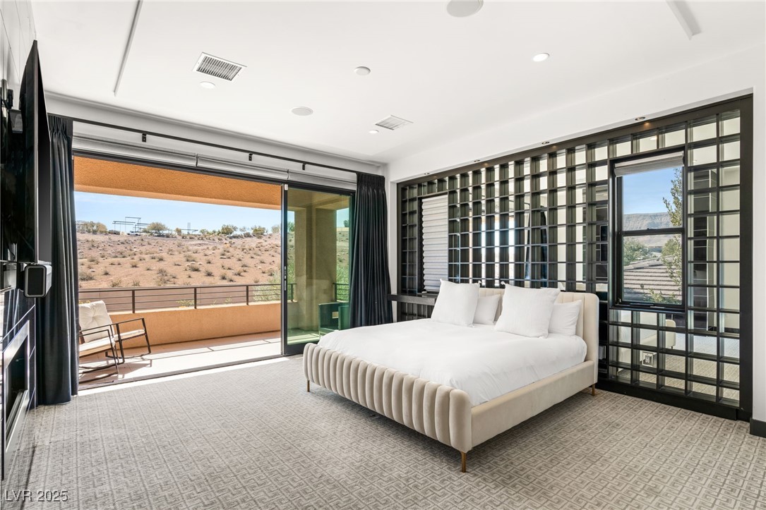 39 Coralwood Drive