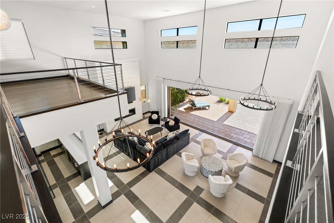 39 Coralwood Drive