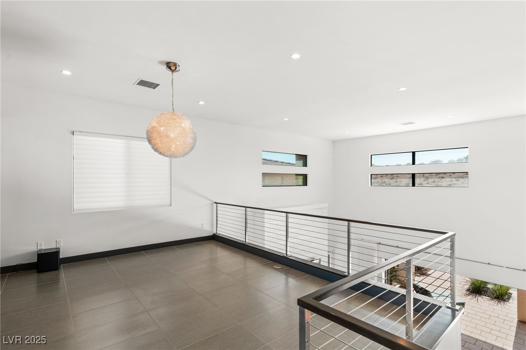 39 Coralwood Drive