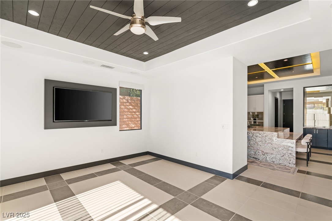 39 Coralwood Drive
