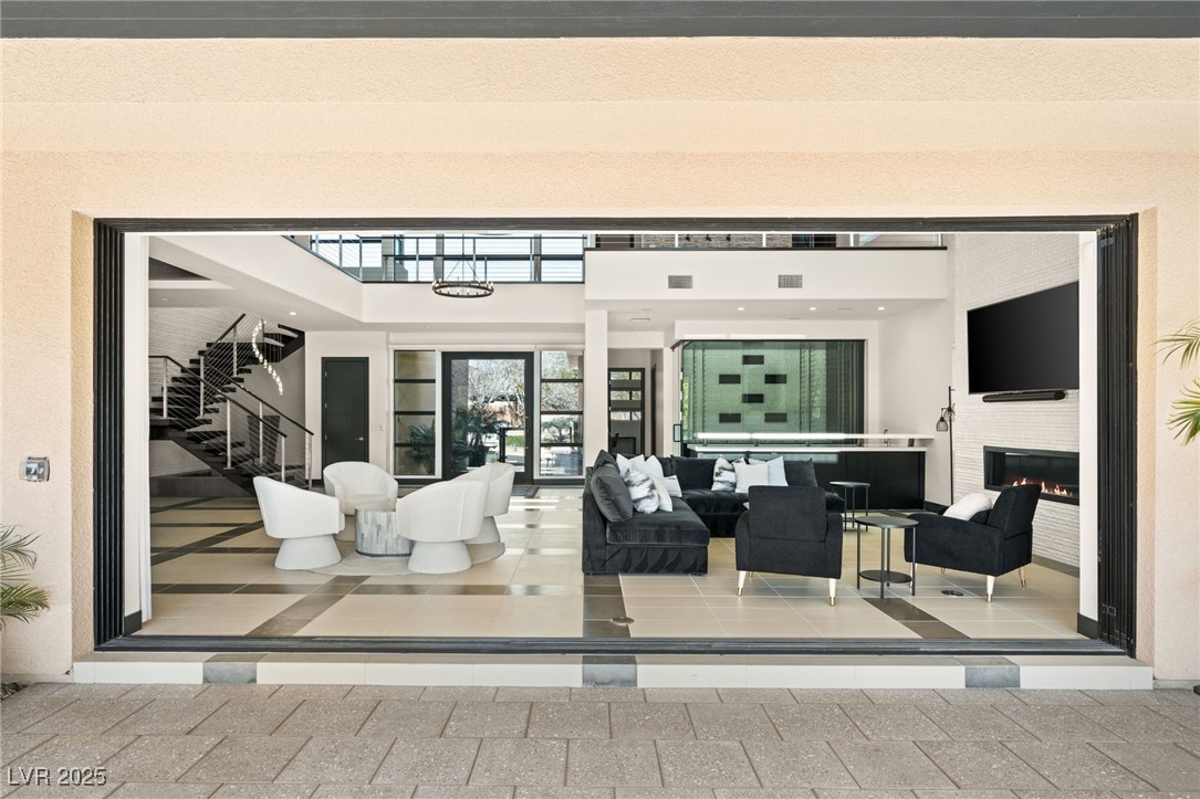 39 Coralwood Drive