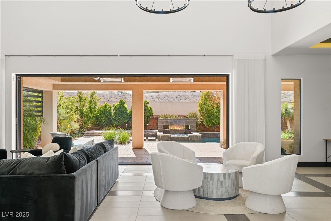 39 Coralwood Drive