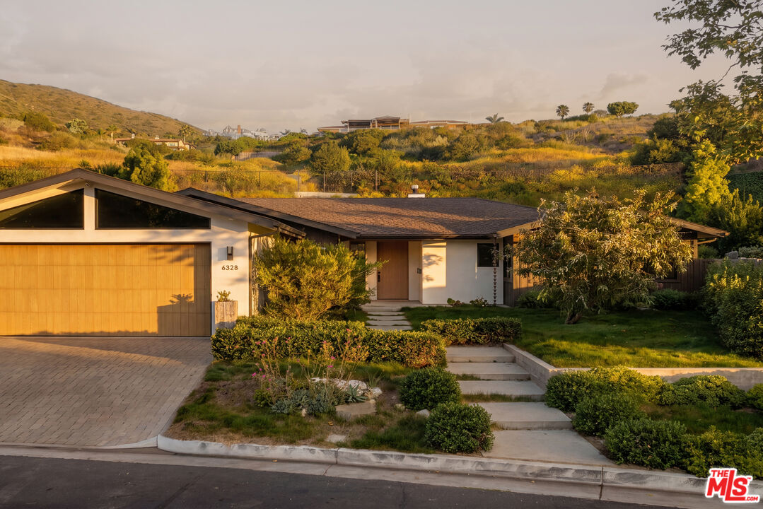 6328 Paseo Canyon Dr