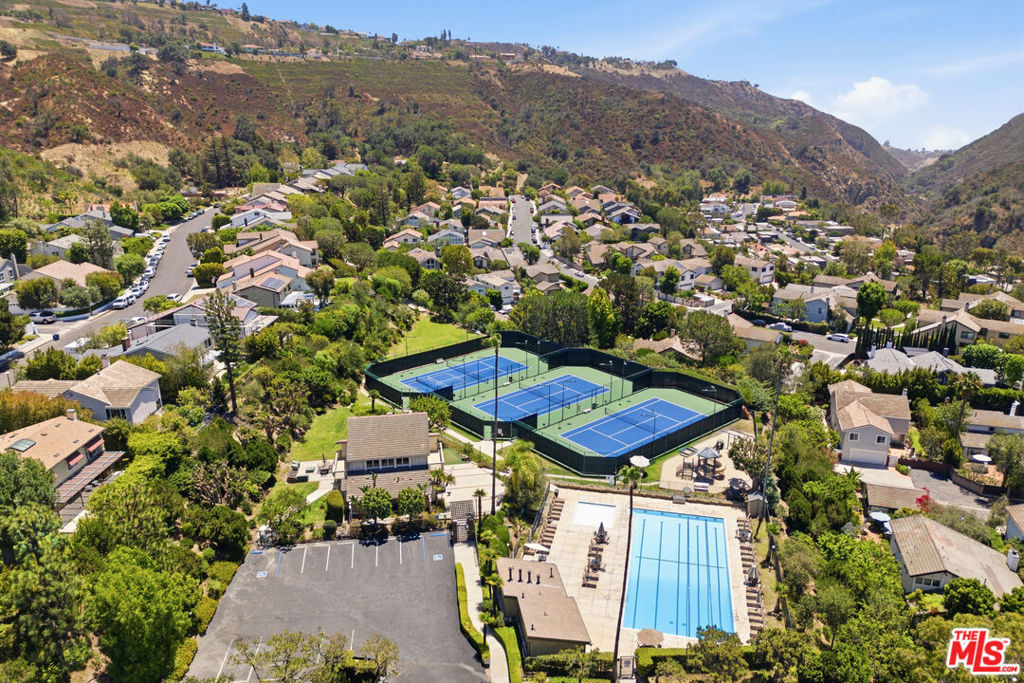 1314 Avenida De Cortez