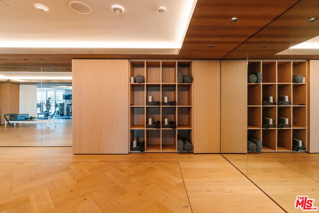 8899 Beverly Boulevard 4G