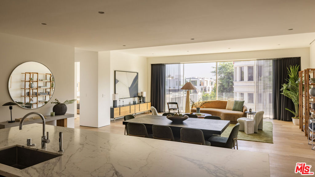 8899 Beverly Boulevard 4G