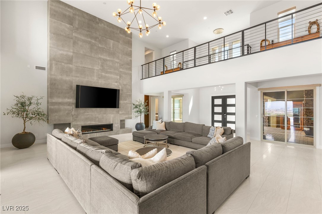 34 OLYMPIA OUTLOOK Drive