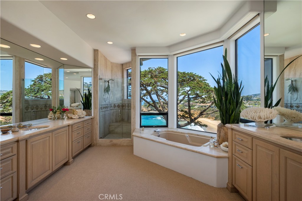 199 Emerald Bay