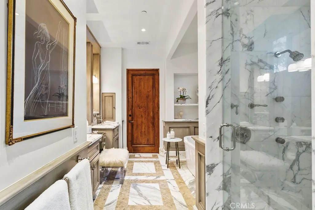 136 Emerald Bay