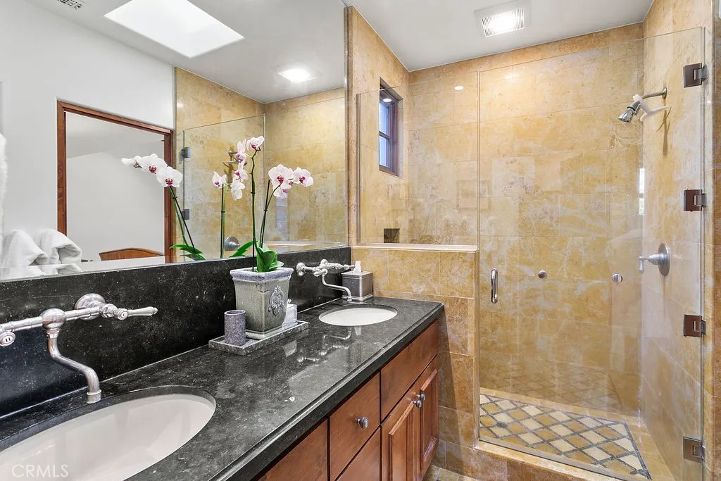 136 Emerald Bay