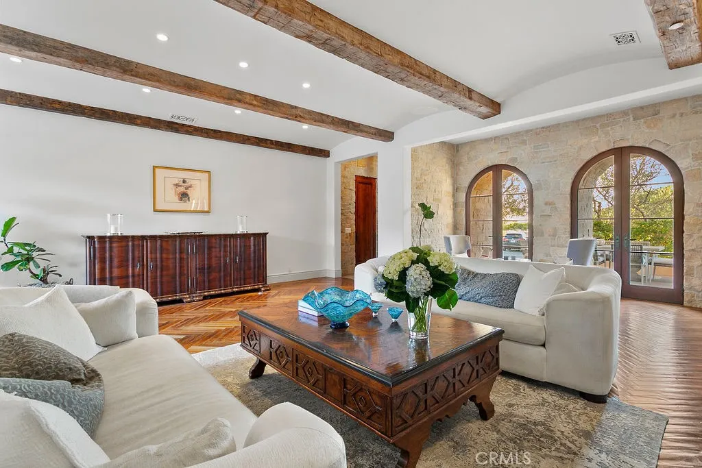 136 Emerald Bay