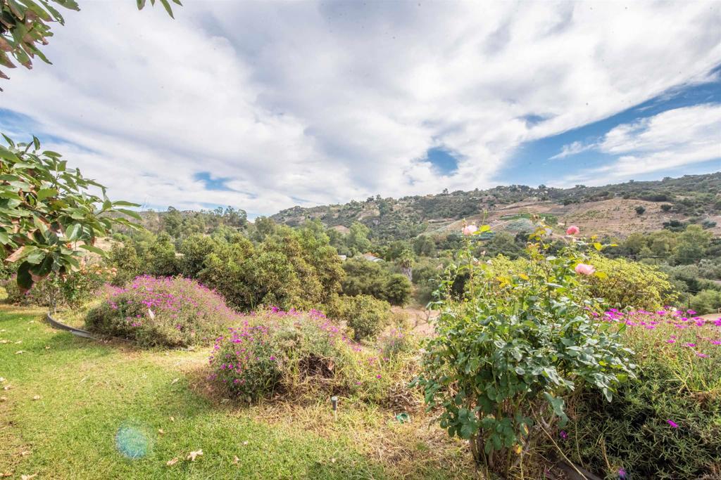 2403 Vickers Road