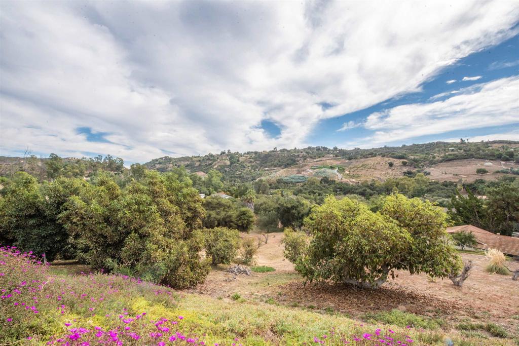 2403 Vickers Road