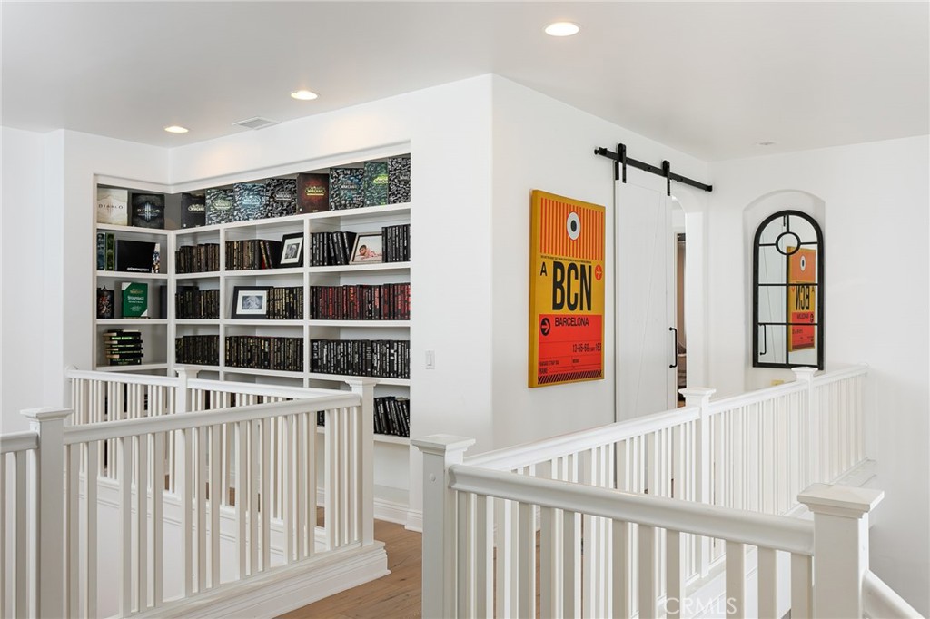 1701 Cliff Drive