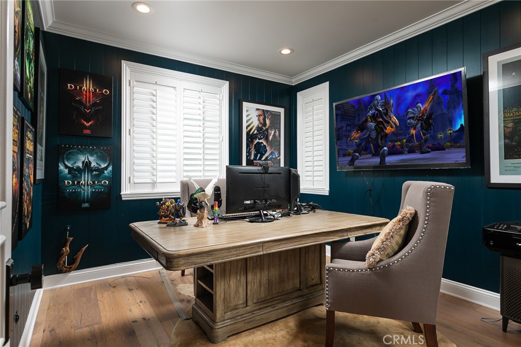 1701 Cliff Drive