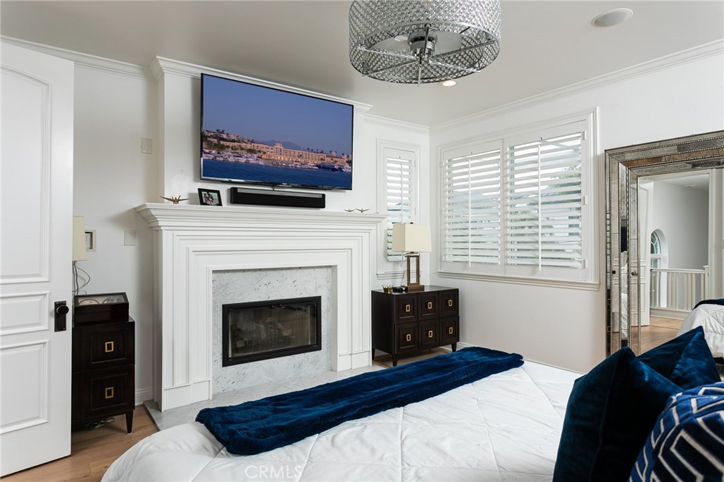 1701 Cliff Drive