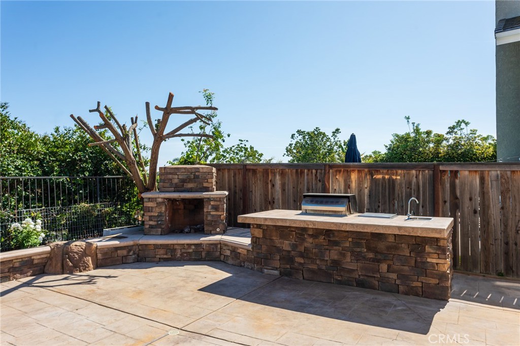 24812 Oxford Drive