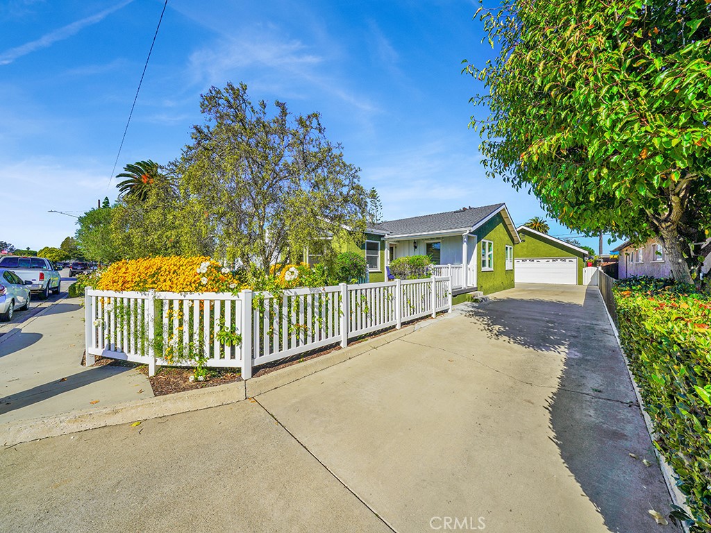 388 Flower Street