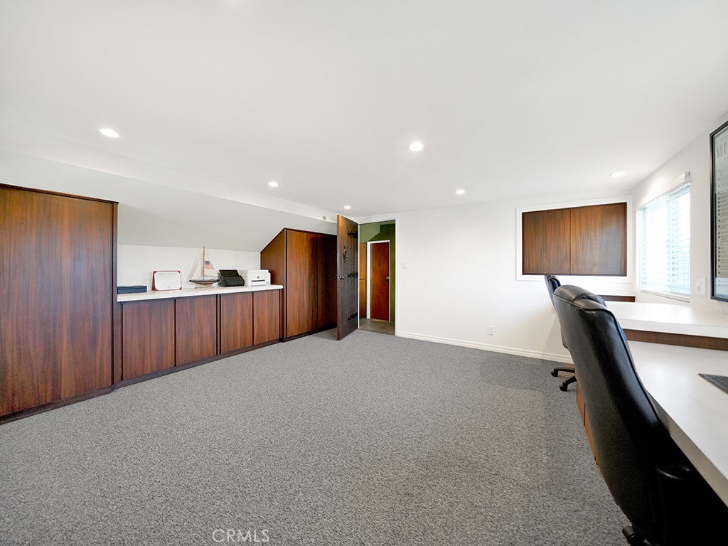 388 Flower Street