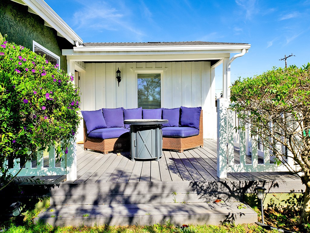 388 Flower Street