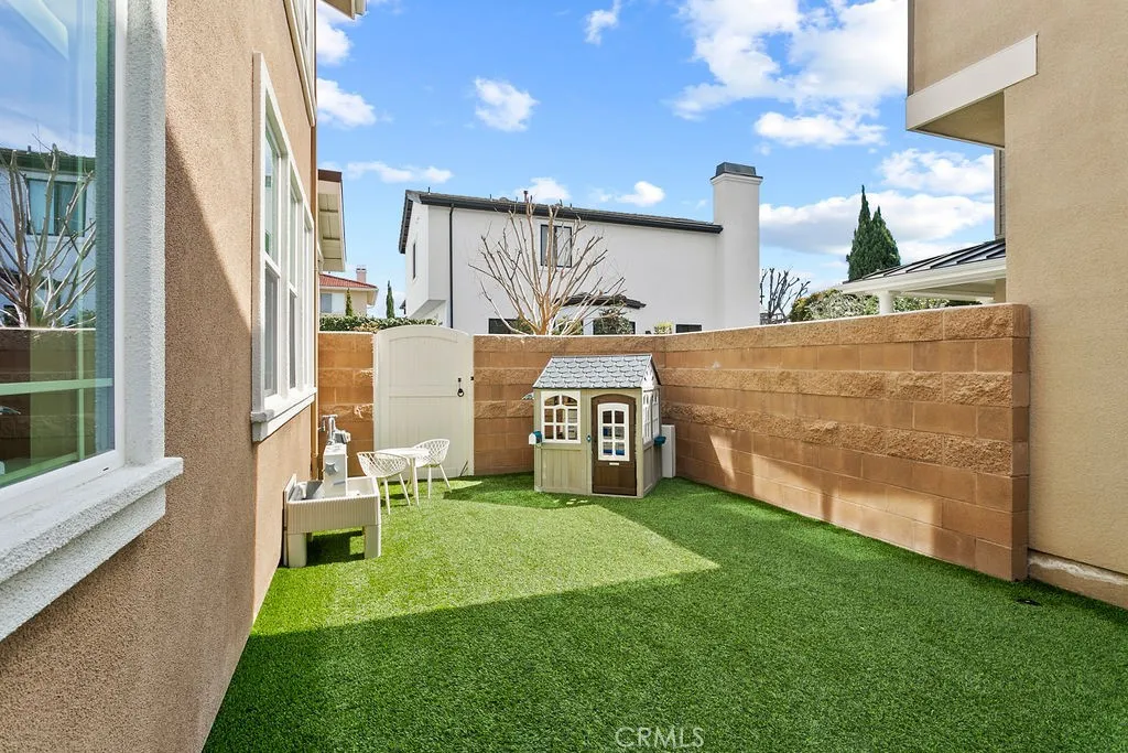 255 Mesa Drive