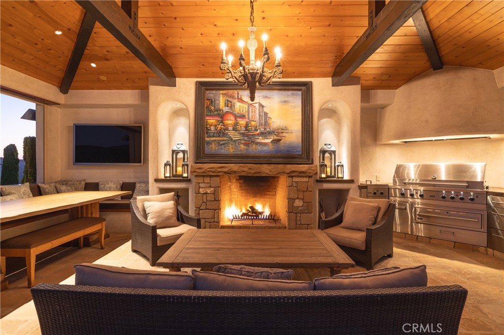 28481 Avenida La Mancha