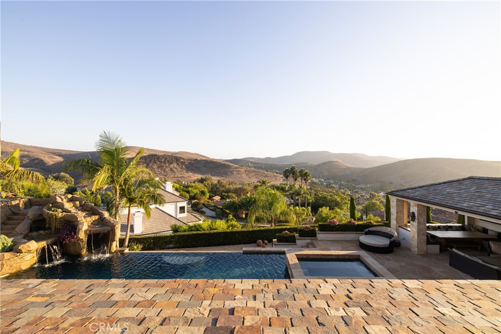 28481 Avenida La Mancha