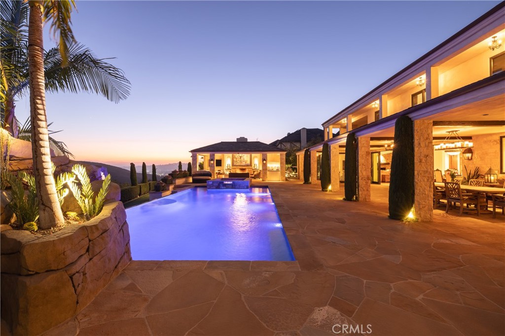 28481 Avenida La Mancha