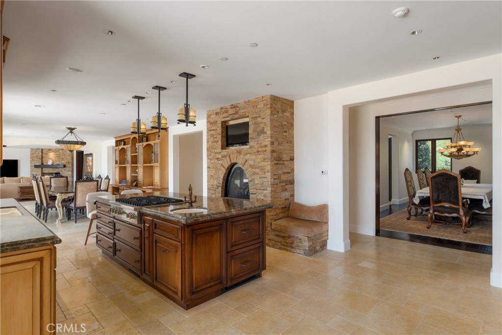 28481 Avenida La Mancha