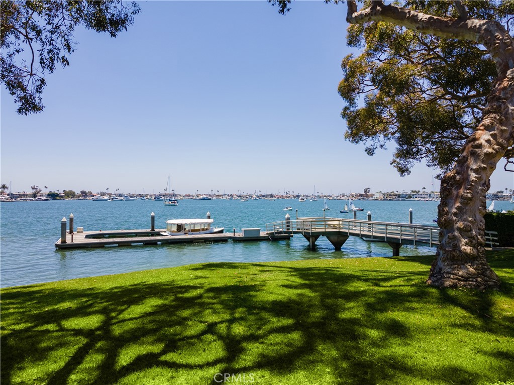 20 Harbor Island
