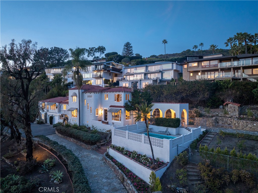 482 High Drive