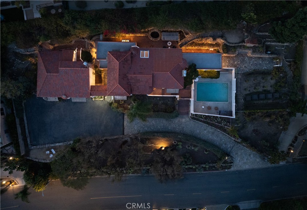 482 High Drive