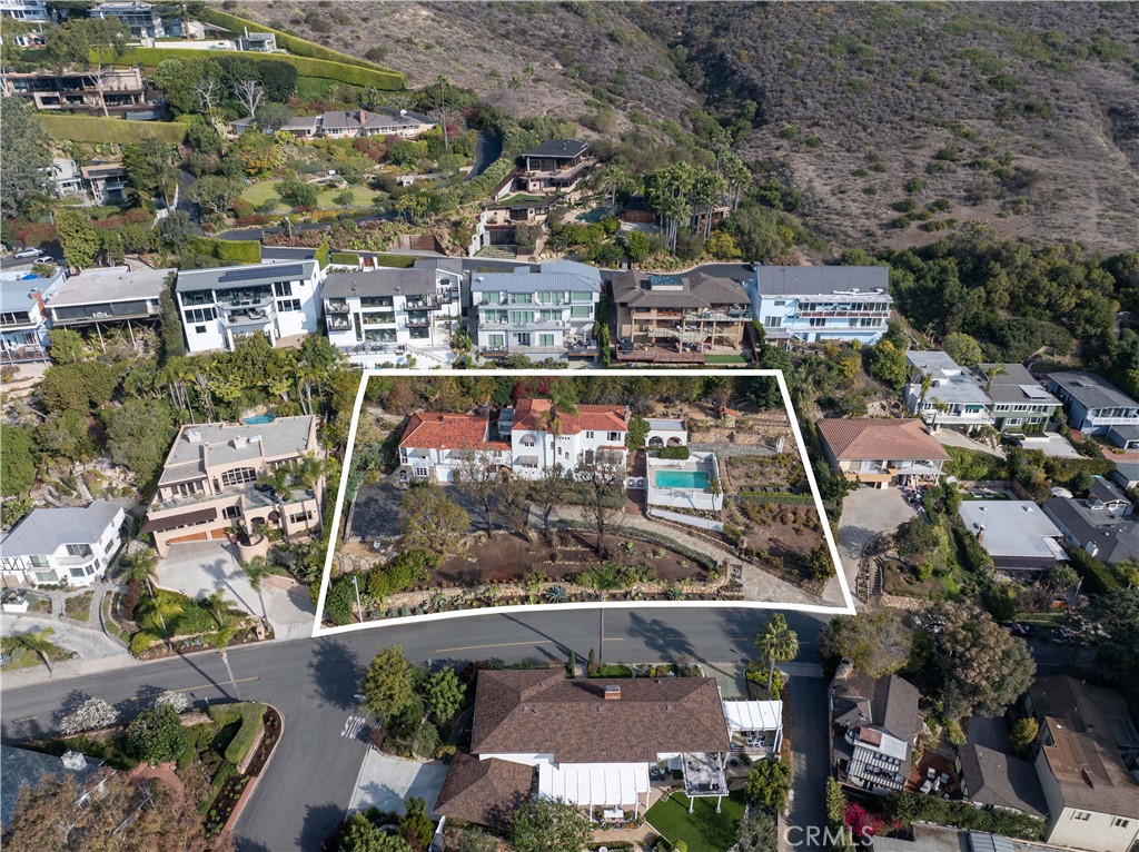 482 High Drive