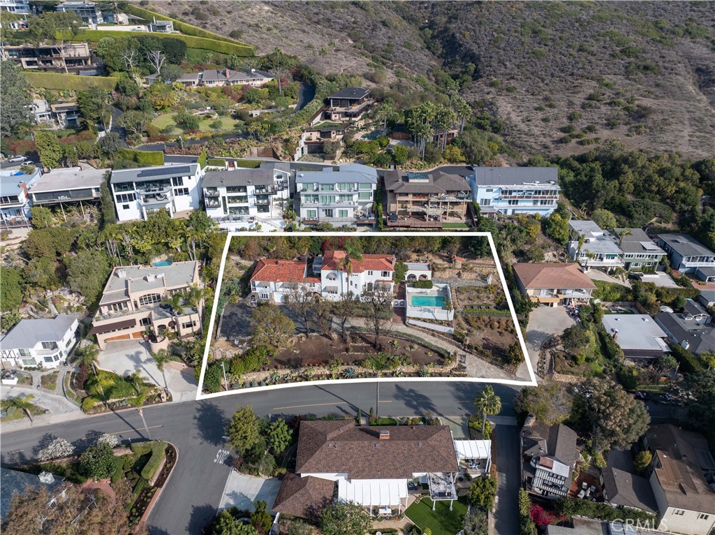 482 High Drive