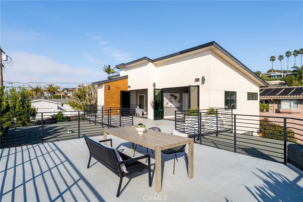 4414 Monaco Street